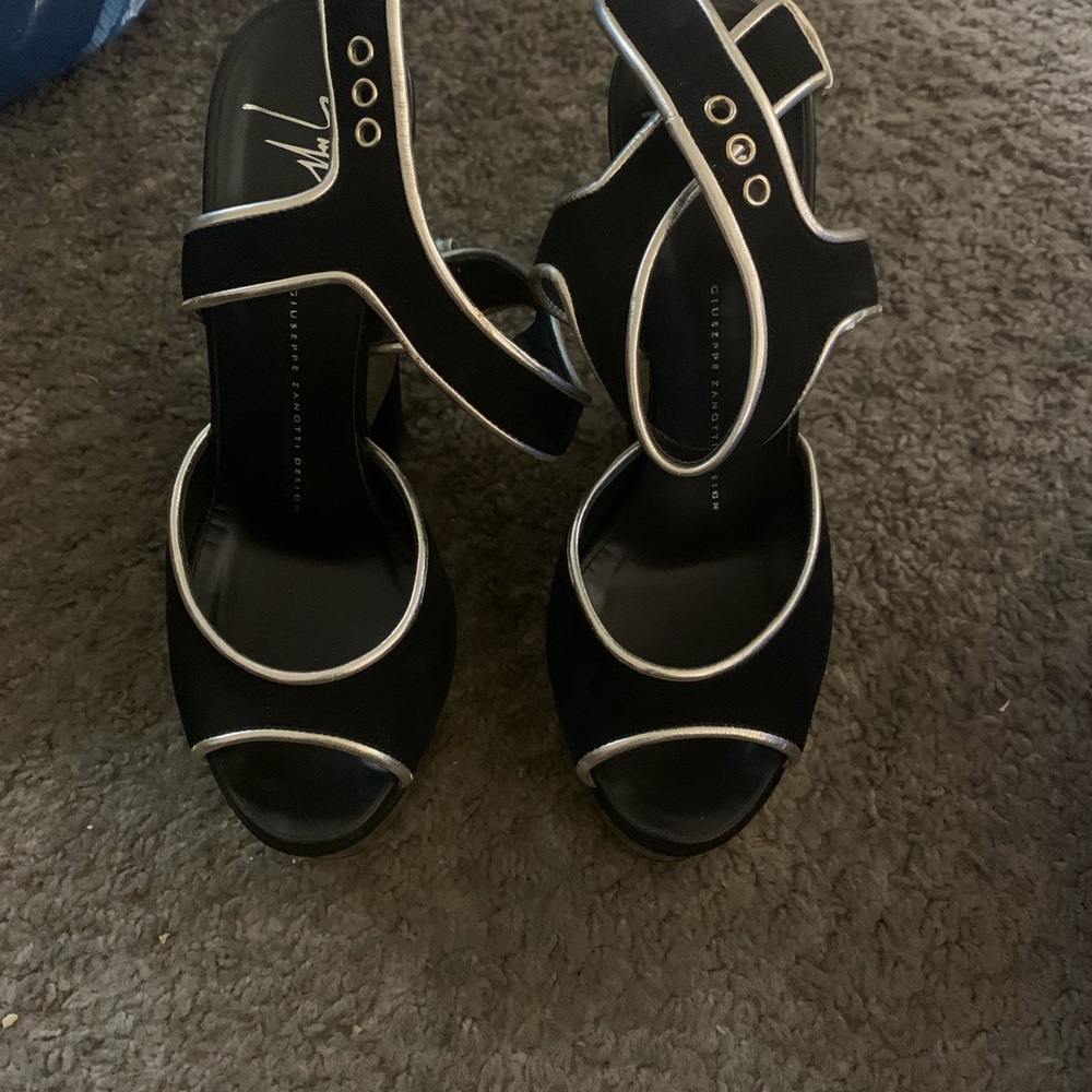Giuseppe Zanotti Black/gold/suede leather trim platform wedge 37 - Picture 4 of 10